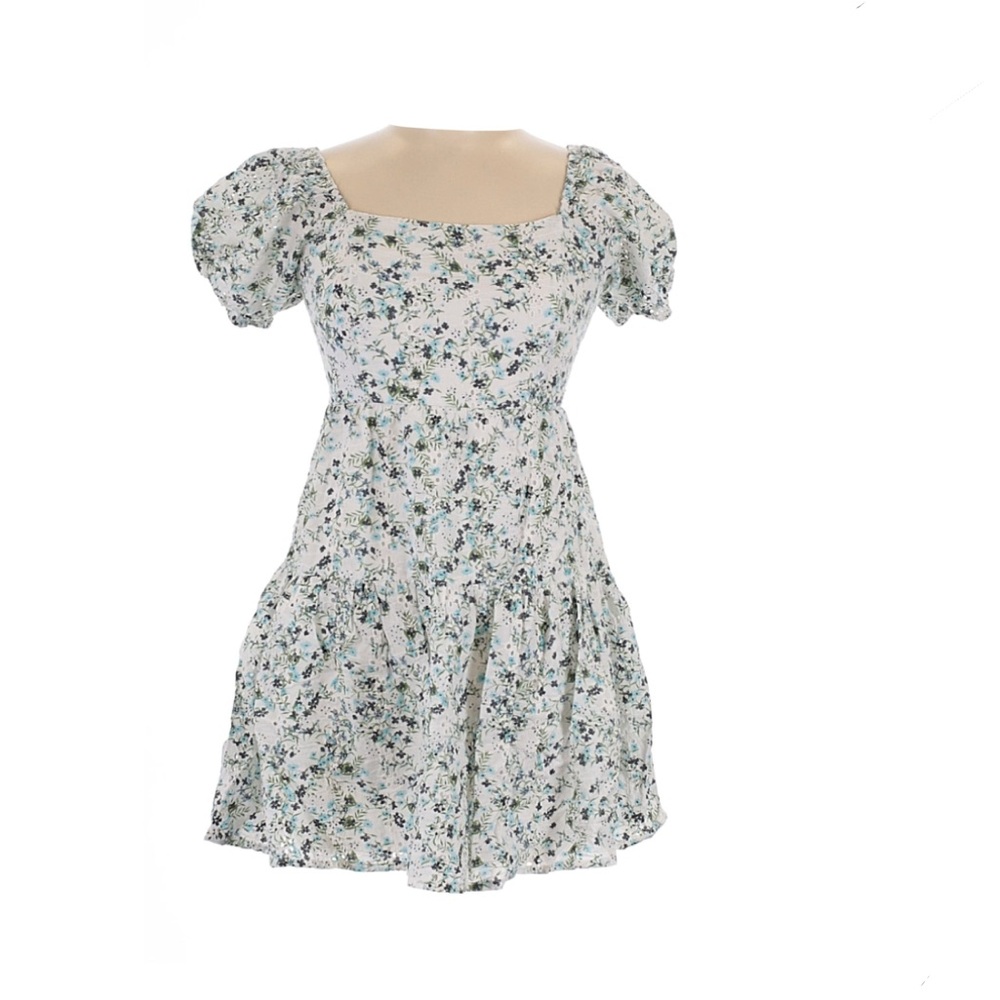 151 NWT Jessica Simpson Floral Mini Dress Blue White cottagecore puff Sleeve